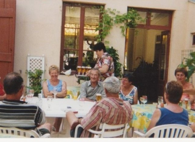 Terrasse dans le jardin